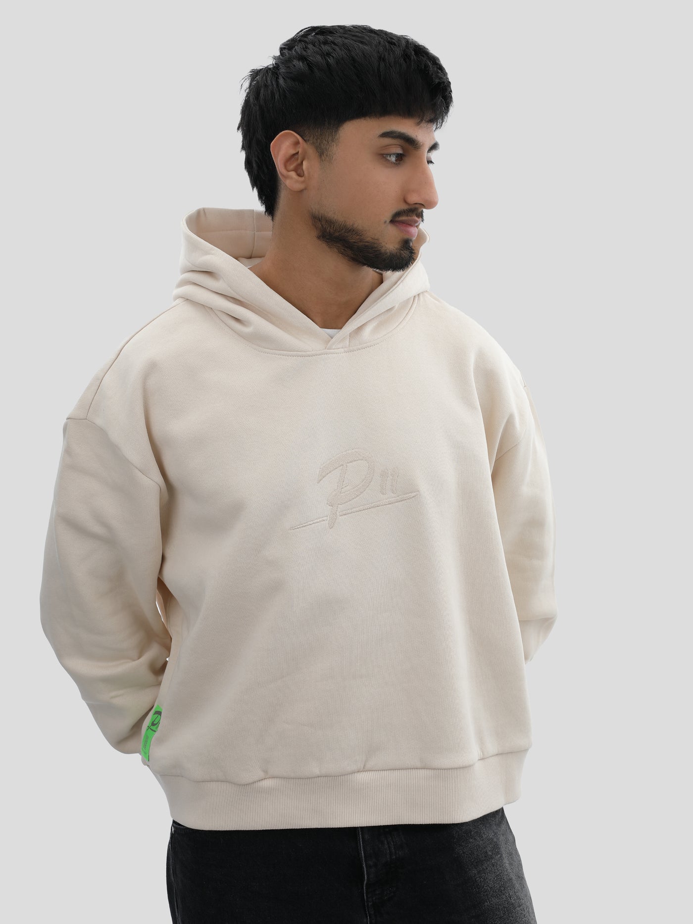 Boxy Hoodie Unisex mit großer Stickerei in Perfectly Pal