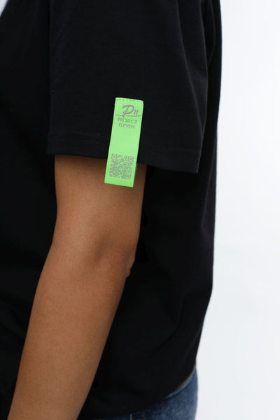 T-Shirt mit Saumschleife und Print in Schwarz